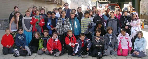 Years 6 and 8 skiing party